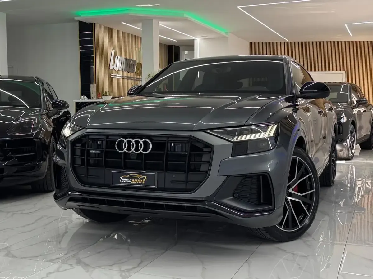 Usata Audi Q8 Sport 286 CV (210 kW) 2021 Grigio SUV