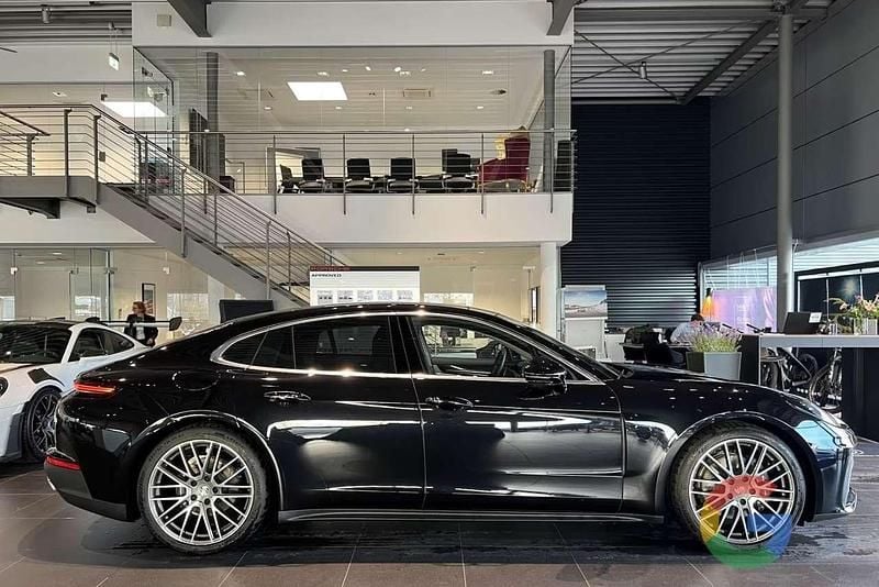 Usata Porsche Panamera 4 354 CV (260 kW) 2025 Nero Utilitaria