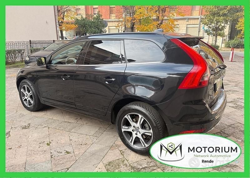 Usata Volvo XC60 Momentum 180 CV (132 kW) 2014 Nero SUV