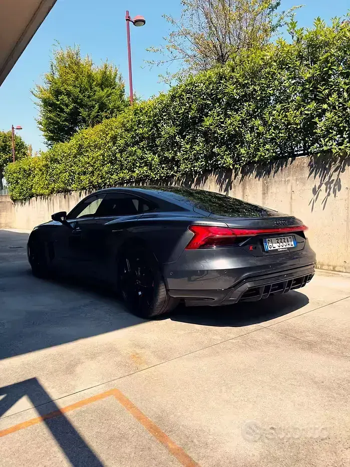 Usata Audi RS e-tron GT 439 kW (598 CV) 2021 Nero Berlina