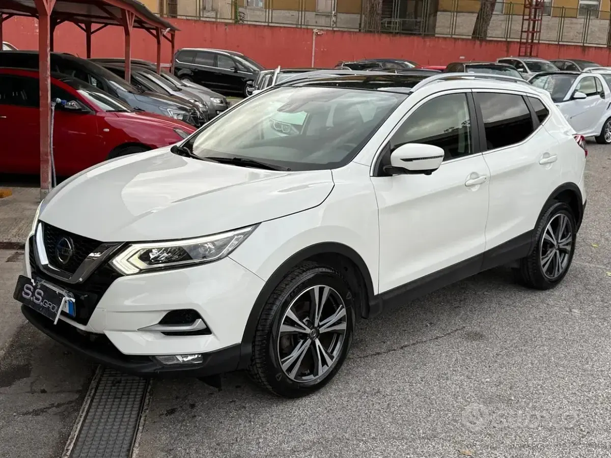 Usata Nissan Qashqai Tekna 116 CV (85 kW) 2020 Bianco SUV