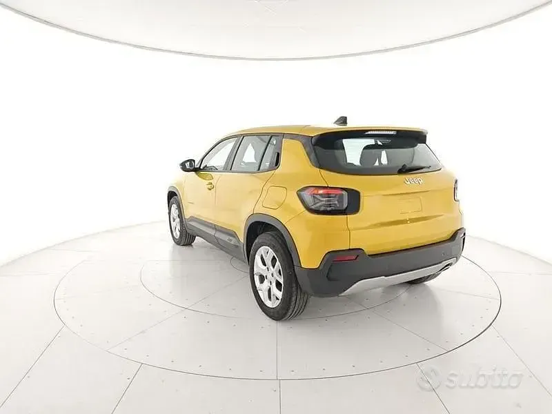 Usata Jeep Avenger Altitude 101 CV (74 kW) 2025 Giallo SUV