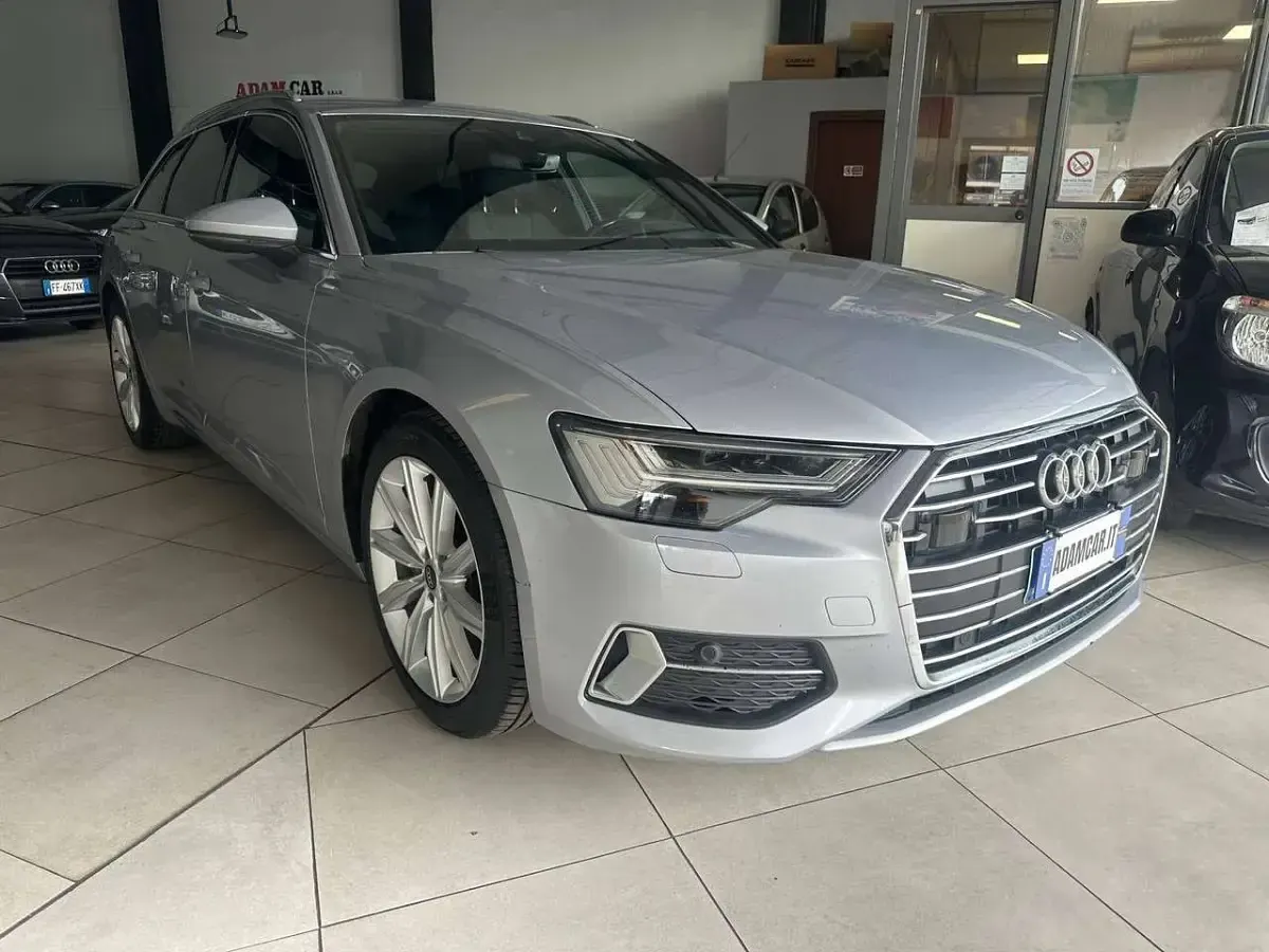 Usata Audi A6 Business 163 CV (119 kW) 2022 Argento Station wagon
