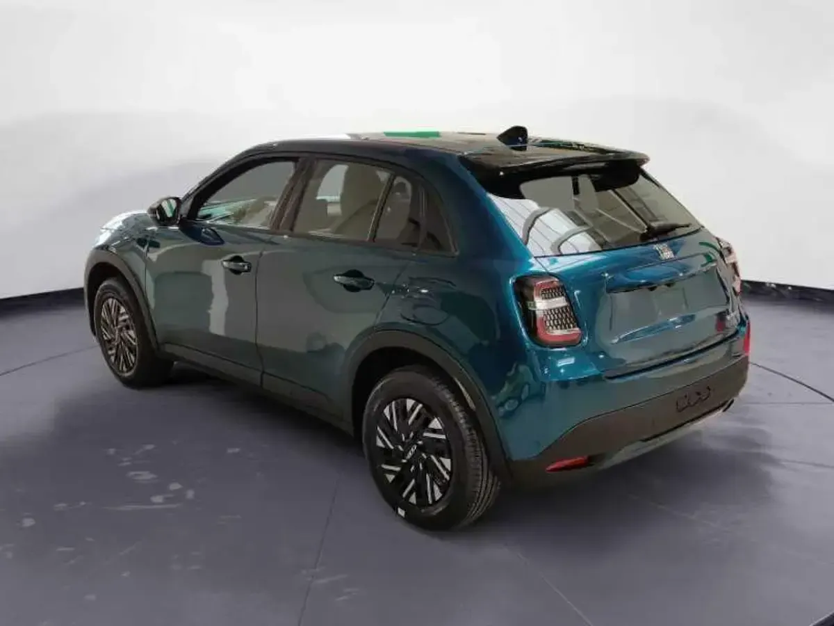 Nuova Fiat 600 109 CV (80 kW) 2026 Verde SUV