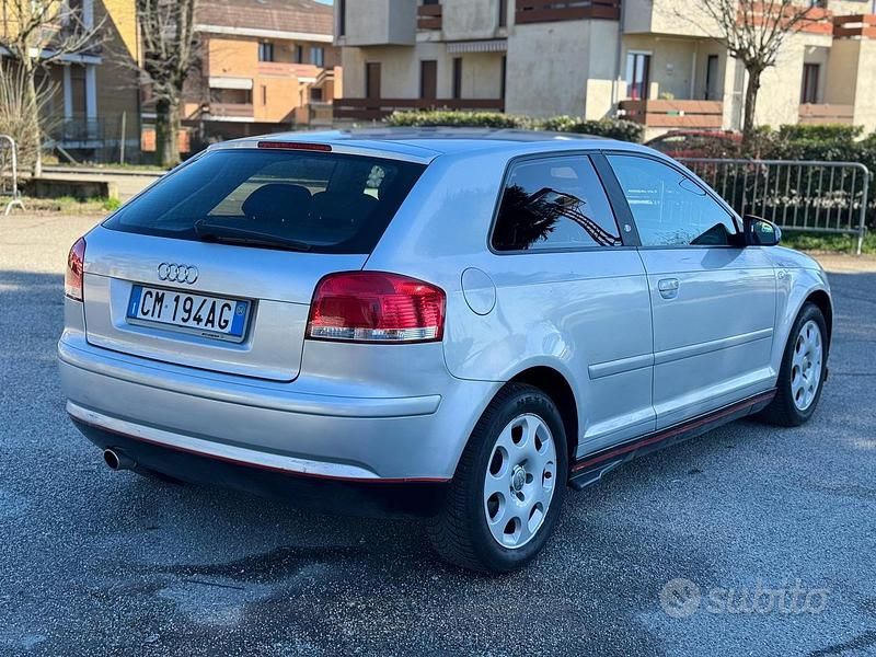 Usata Audi A3 Ambition 101 CV (74 kW) 2004 Grigio Utilitaria