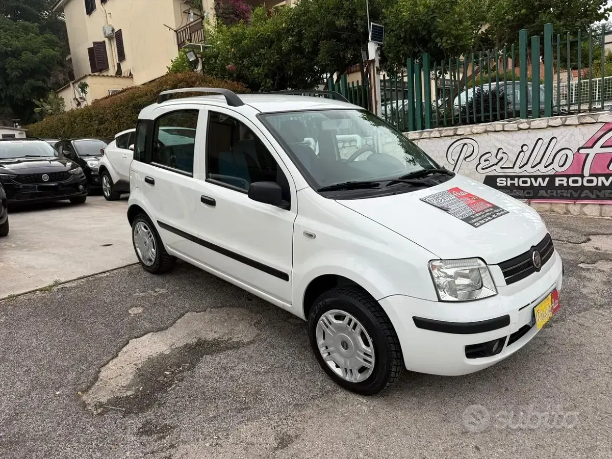 Usata Fiat Panda Dynamic 60 CV (44 kW) 2007 Bianco Utilitaria