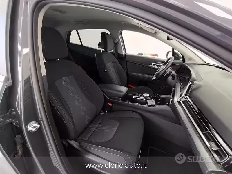 Usata Kia Sportage Style 136 CV (100 kW) 2024 Grigio SUV