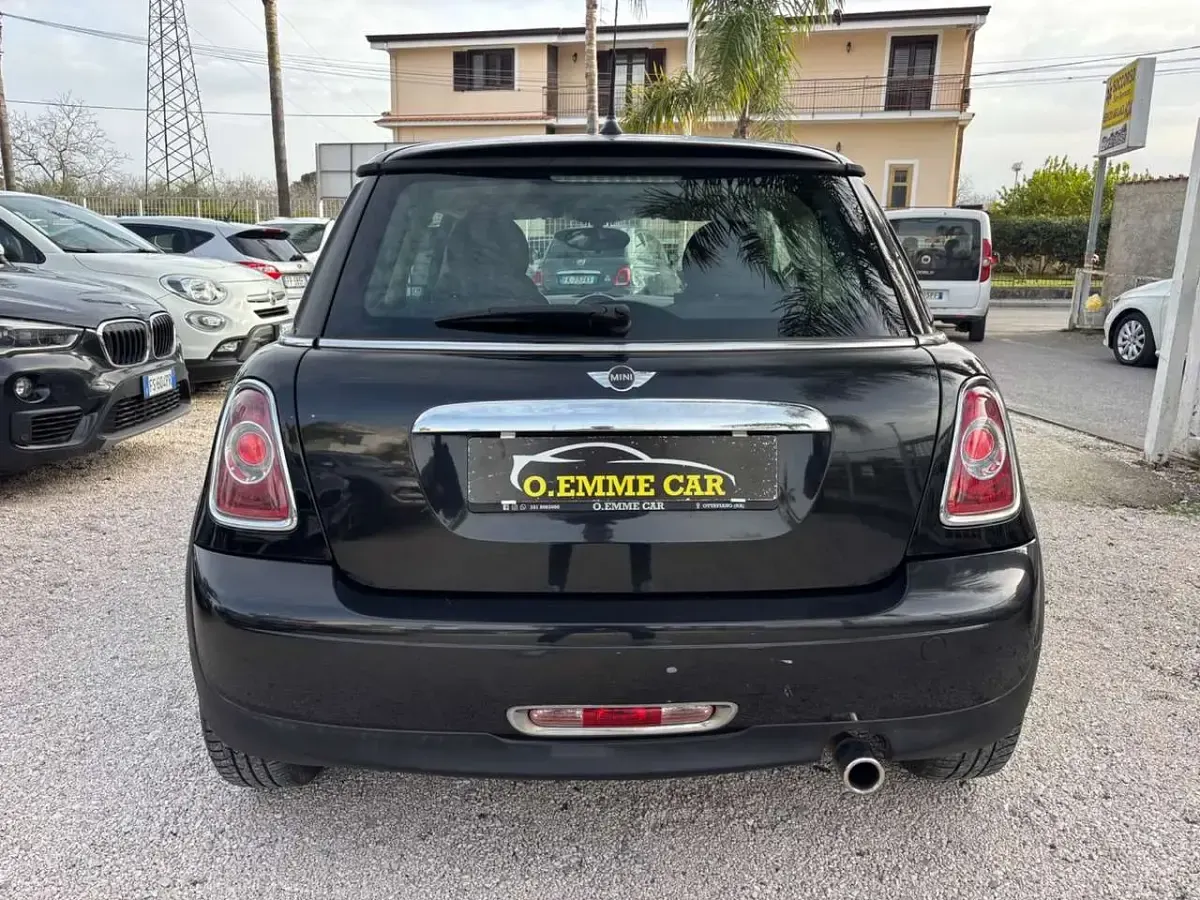 Usata Mini ONE 75 CV (55 kW) 2011 Nero Utilitaria