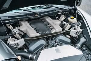 Usata Aston Martin Vanquish 460 CV (338 kW) 2003 Grigio Coupé