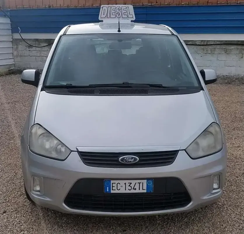 Usata Ford C-MAX Titanium 109 CV (80 kW) 2010 Monovolume