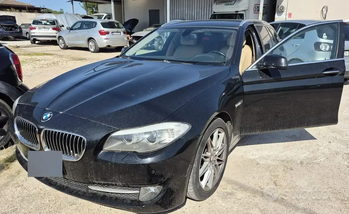 Usata BMW 520 Comfort Edition 184 CV (135 kW) 2011 Nero Station wagon