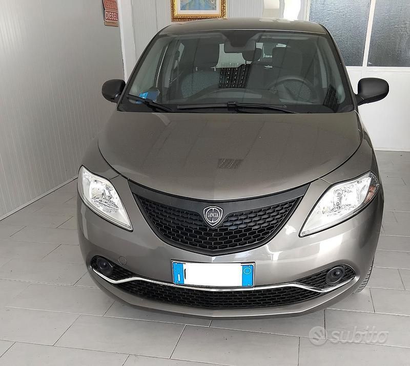Marrone Usata 2021 Lancia Ypsilon S Due volumi | 9300 € (Super prezzo) - Immagine 1/4