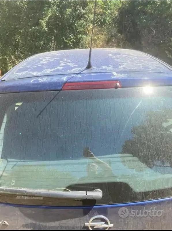 Usata Opel Meriva Cosmo 101 CV (74 kW) 2004 Blu/azzurro Monovolume