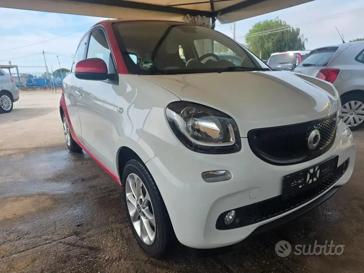 Usata Smart ForFour Passion 71 CV (52 kW) 2016 Bianco Utilitaria