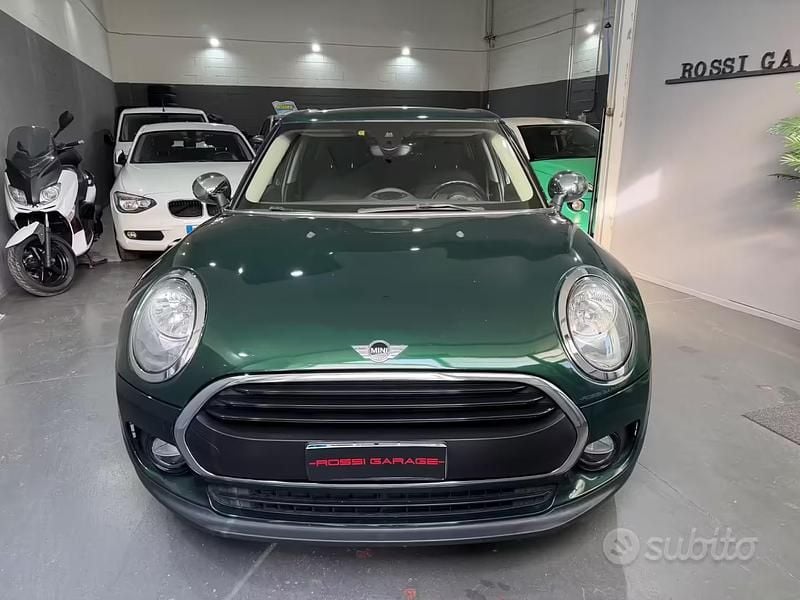 Usata Mini One Clubman Business 116 CV (85 kW) 2018 Verde Station wagon
