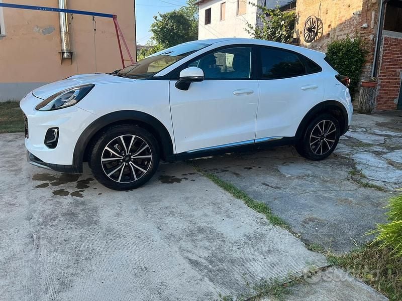 Usata Ford Puma 125 CV (91 kW) 2021 Bianco Monovolume