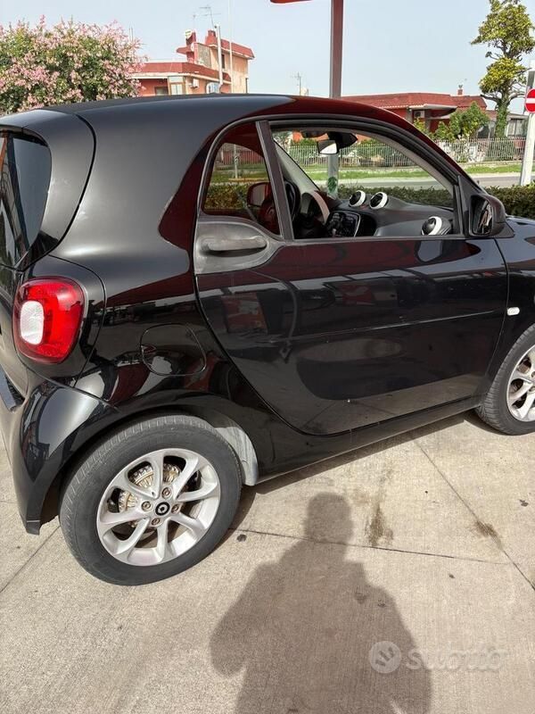 Usata 2018 Smart ForTwo Coupé Coupé | 7200 € (Super prezzo) - Immagine 1/4