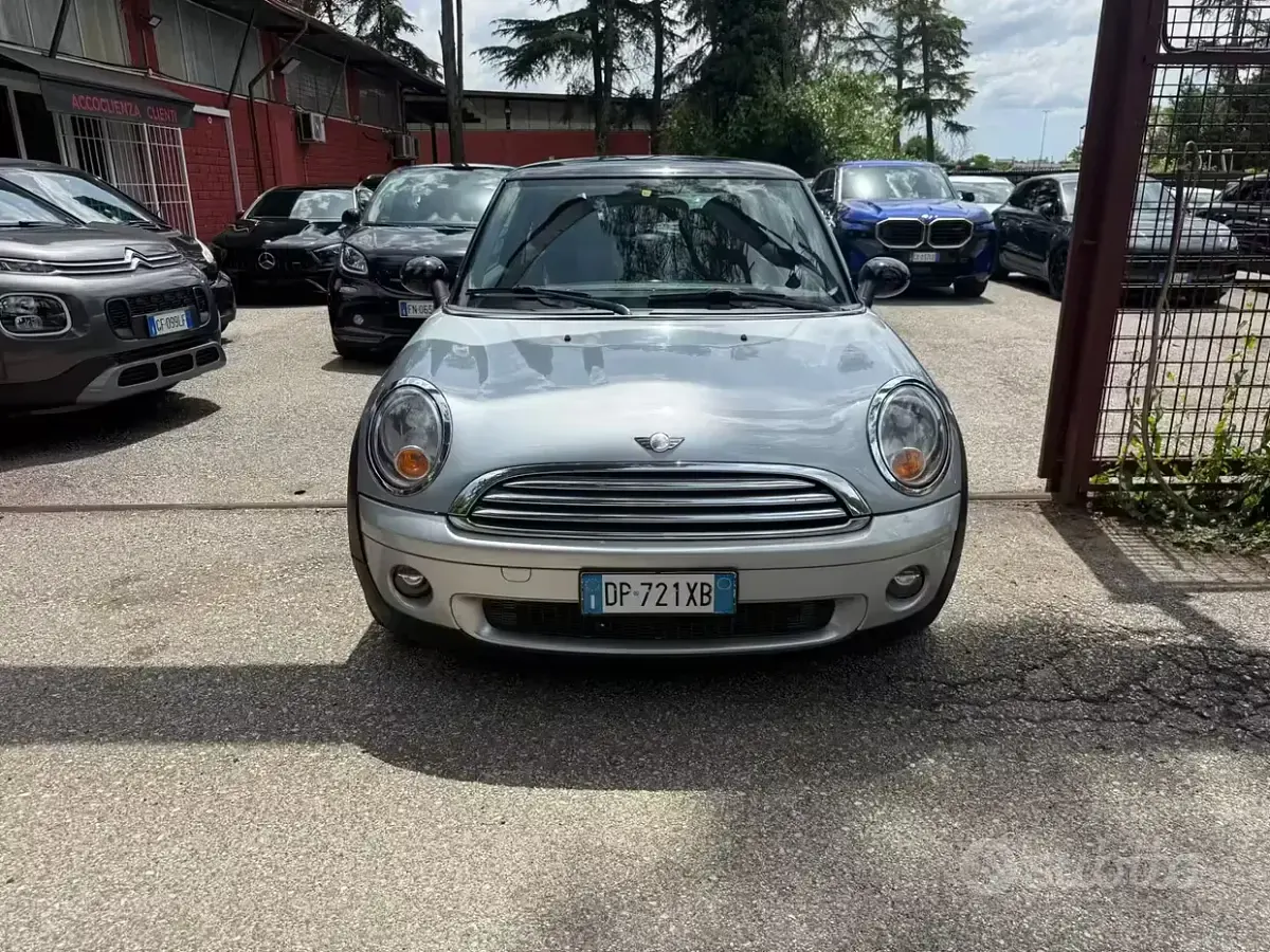 Usata Mini Cooper 120 CV (88 kW) 2008 Grigio Utilitaria