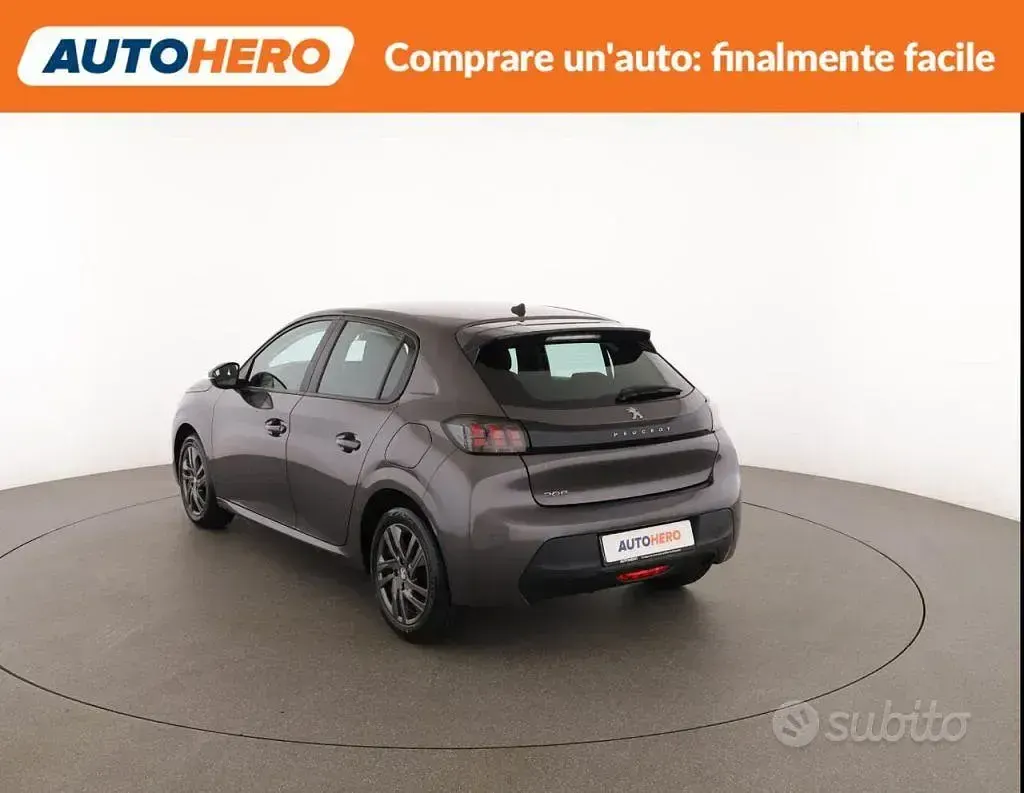 Usata Mercedes B200 150 CV (110 kW) 2021 Nero Utilitaria