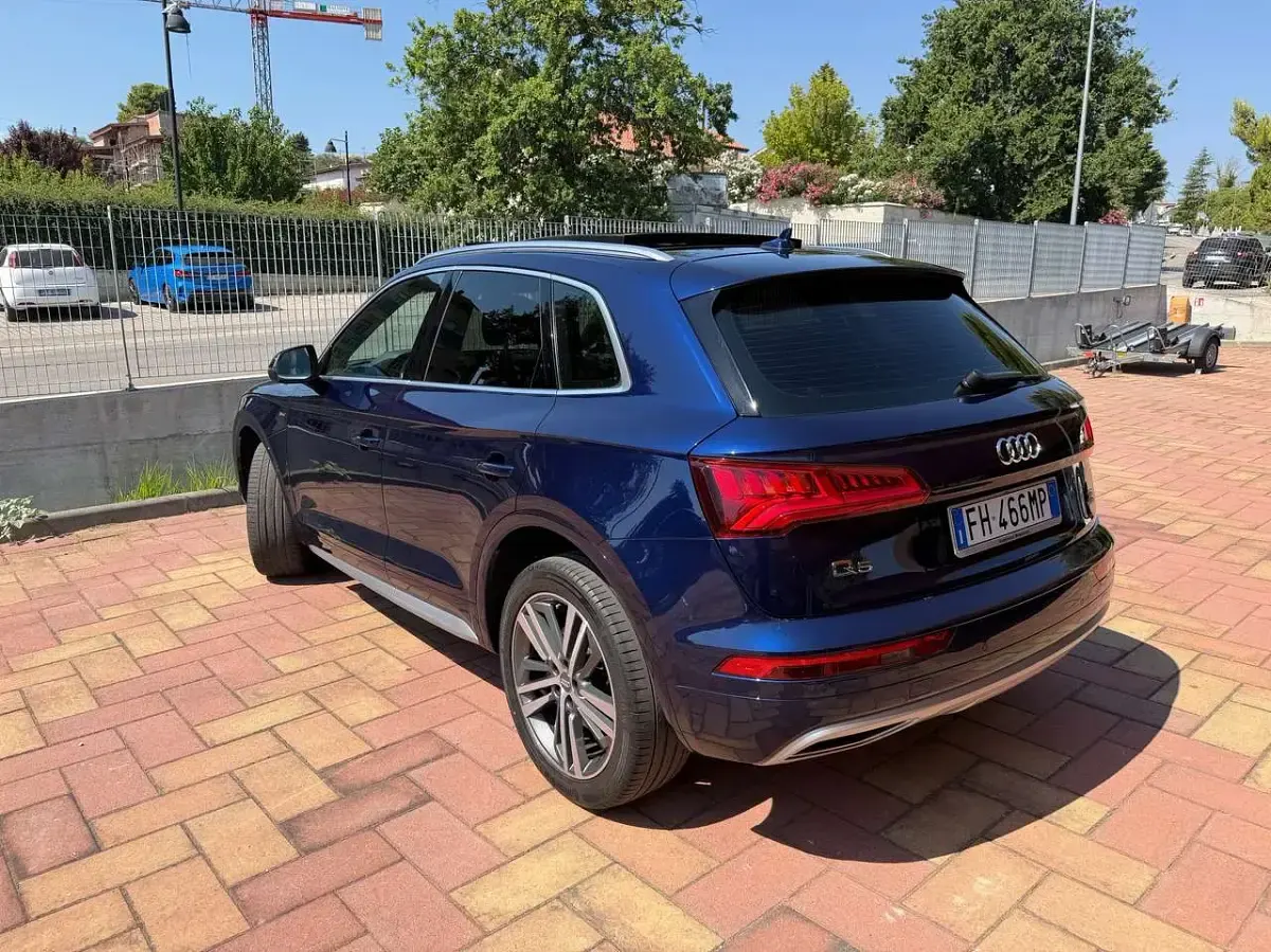 Usata Audi Q5 S-line plus 190 CV (139 kW) 2017 Blu navarra SUV