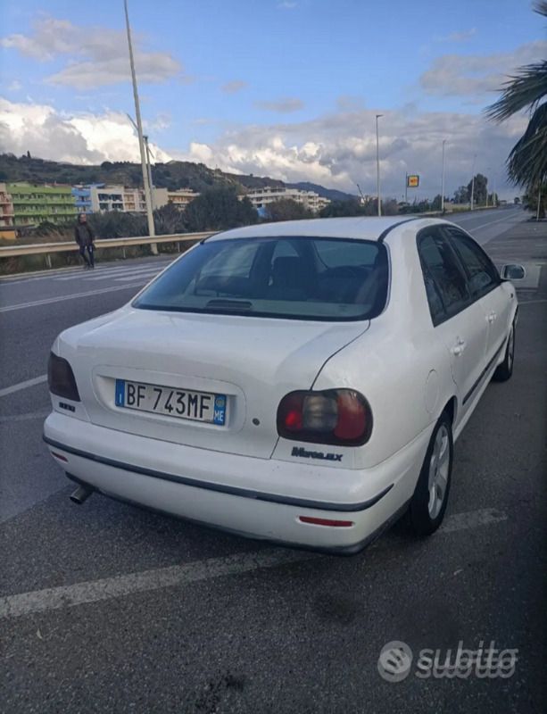 Usata Fiat Marea 103 CV (75 kW) 1999 Bianco Berlina