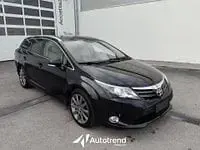 Usata Toyota Avensis Lounge 150 CV (110 kW) 2013 Nero