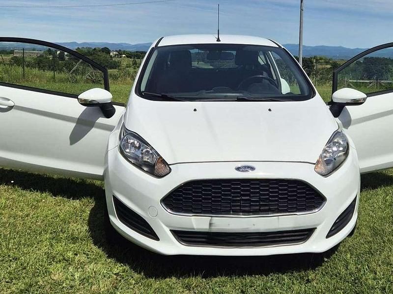 Other Usata 2016 Ford Fiesta Titanium Due volumi | 5800 € (Ottimo prezzo) - Immagine 1/4