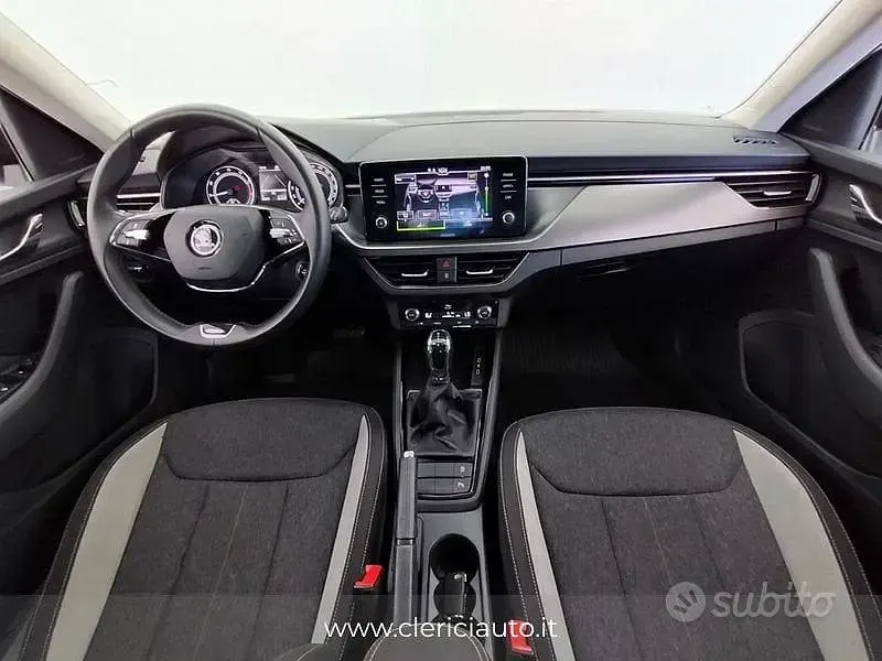 Usata Skoda Kamiq 110 CV (80 kW) 2023 Bianco SUV