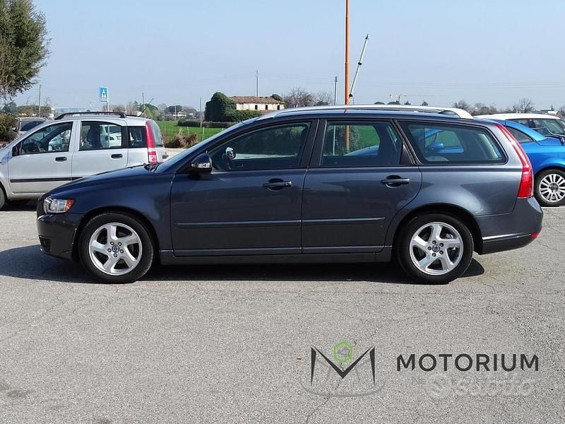 Usata Volvo V50 Plus 115 CV (84 kW) 2011 Grigio Station wagon