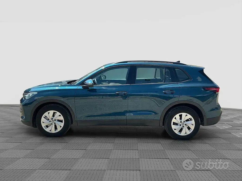 Usata VW Tiguan Life 150 CV (110 kW) 2025 Bluazzurro SUV