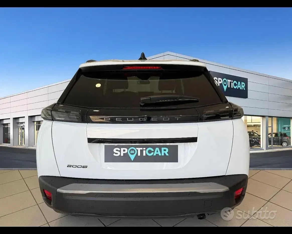 Nuova Peugeot 2008 Allure 102 CV (75 kW) 2026 Bianco okenite SUV