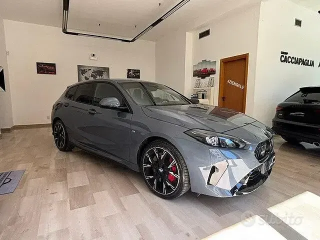Usata BMW 118 M Sport 150 CV (110 kW) 2025 Grigio Utilitaria