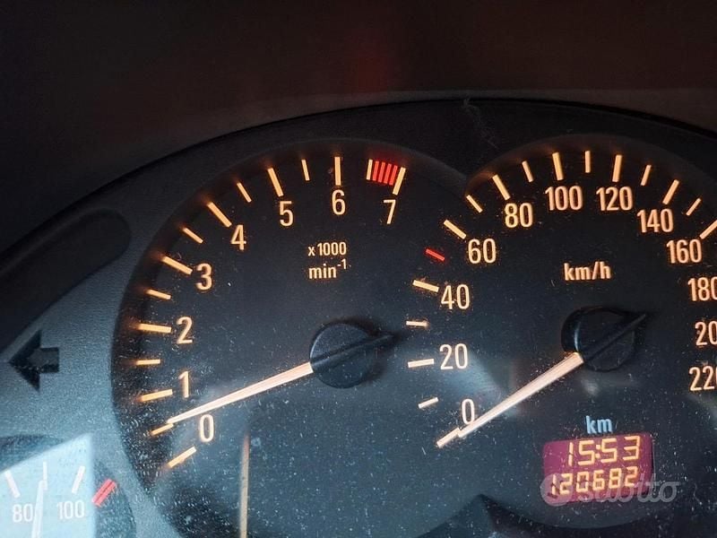 Usata Opel Combo 2008 Grigio Monovolume