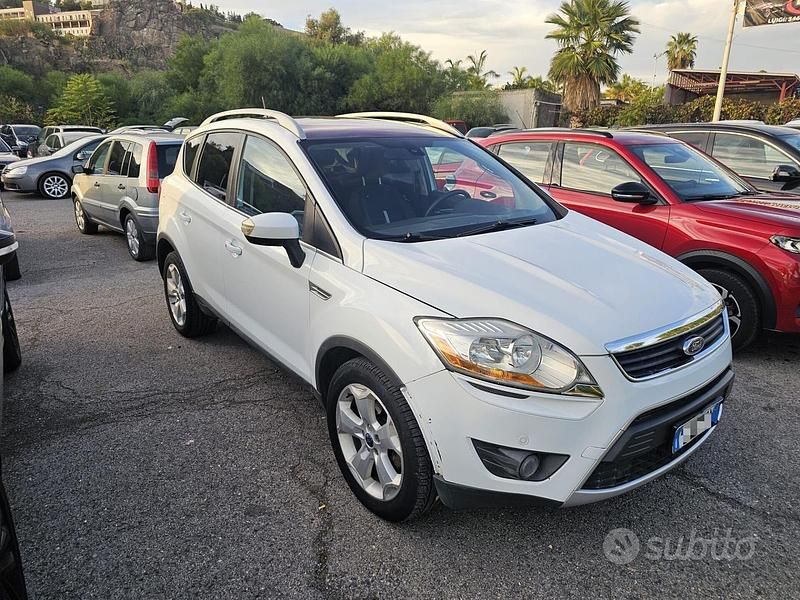 Usata Ford Kuga Titanium 163 CV (119 kW) 2010 Bianco SUV
