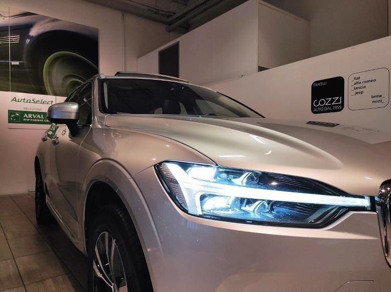Usata Volvo XC60 Inscription 253 CV (186 kW) 2021 Argento SUV