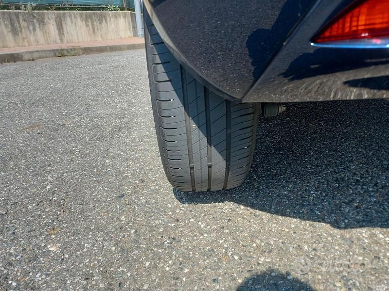 Usata Lancia Ypsilon 69 CV (50 kW) 2021 Blu Utilitaria