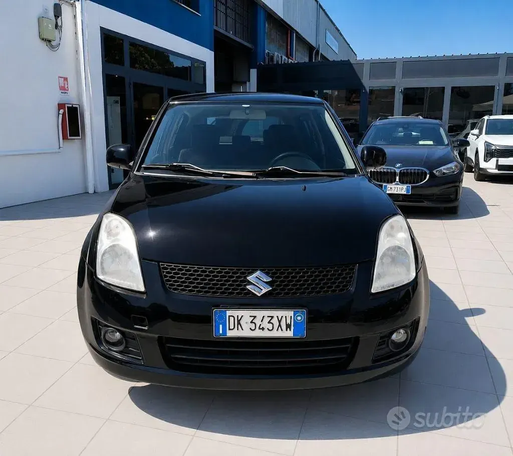 Usata Suzuki Swift 92 CV (67 kW) 2007 Nero Utilitaria