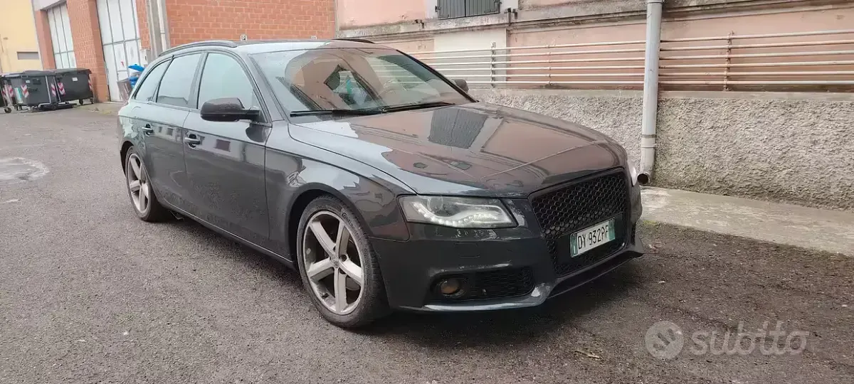 Gebraucht Audi A4 140 PS (102 kW) 2010 Schwarz Kombi