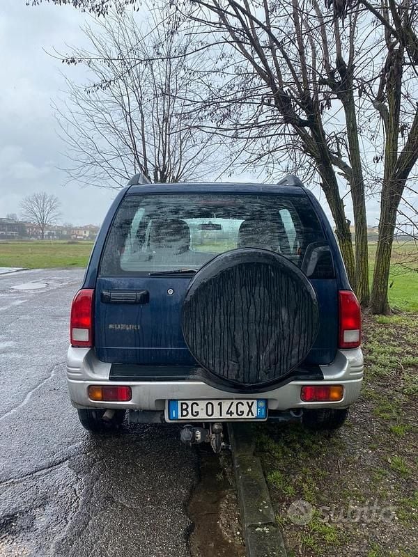 Usata Suzuki Vitara 87 CV (63 kW) 2000 Blu SUV