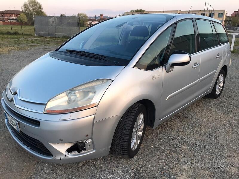 Usato 2008 Citroën C4 Picasso 2.0 Diesel 136 CV (1.700 €)