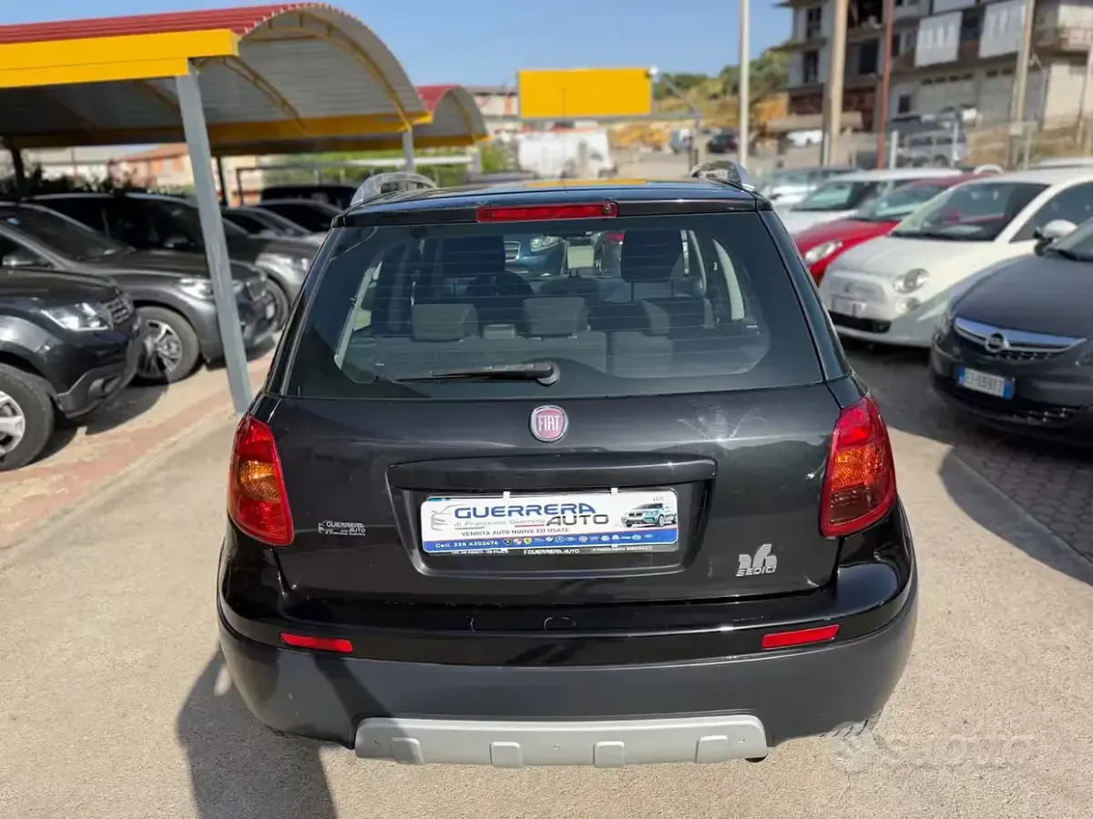 Usata Fiat Sedici Emotion 135 CV (99 kW) 2010 Nero SUV