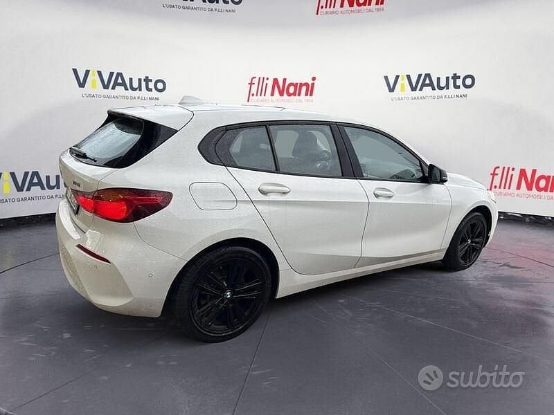 Usata BMW 118 Advantage 140 CV (102 kW) 2020 Bianco Utilitaria
