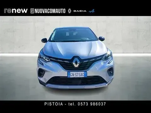 Usata Renault Captur Intens 100 CV (73 kW) 2023 Grigio chiaro SUV