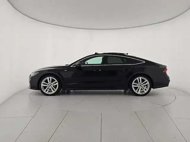 Usata Audi A7 Sportback Advanced Plus 204 CV (150 kW) 2024 Nero brillante Utilitaria