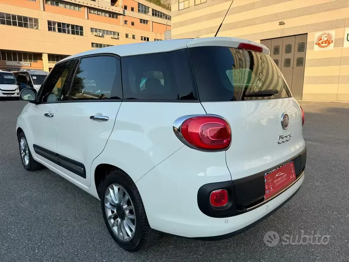 Usata Fiat 500L Living 105 CV (77 kW) 2014 Bianco Monovolume