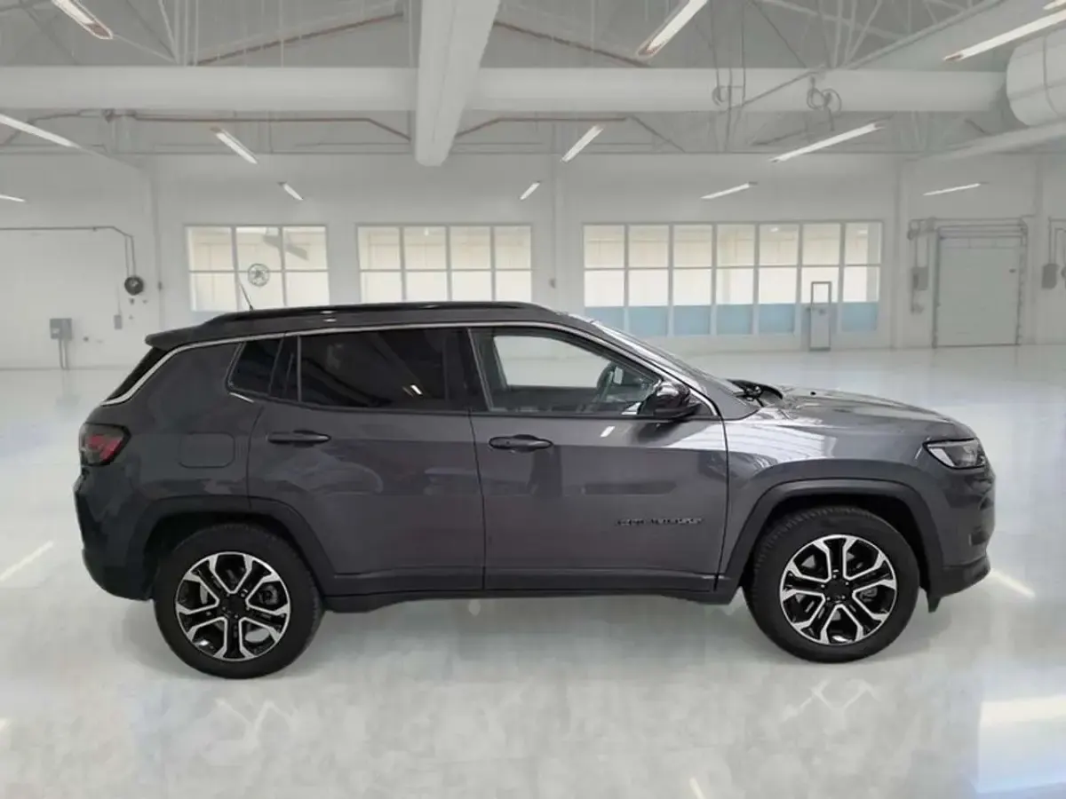 Usata Jeep Compass Limited 131 CV (96 kW) 2022 Grigio SUV