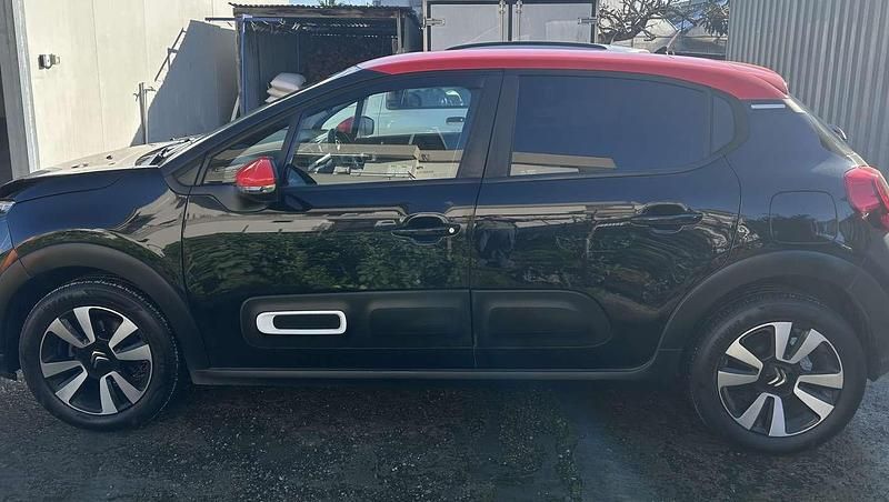Usata Citroën C3 Shine 75 CV (55 kW) 2017 Nero Berlina