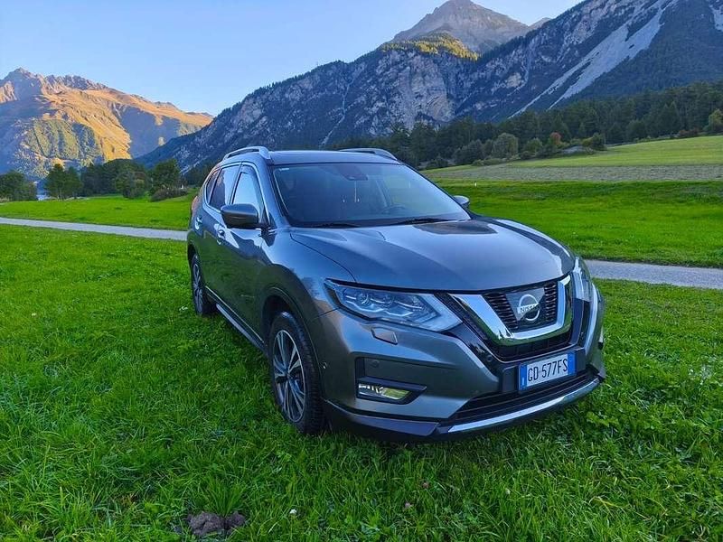 Usata Nissan X-Trail N-Connecta 177 CV (130 kW) 2017 Grigio SUV
