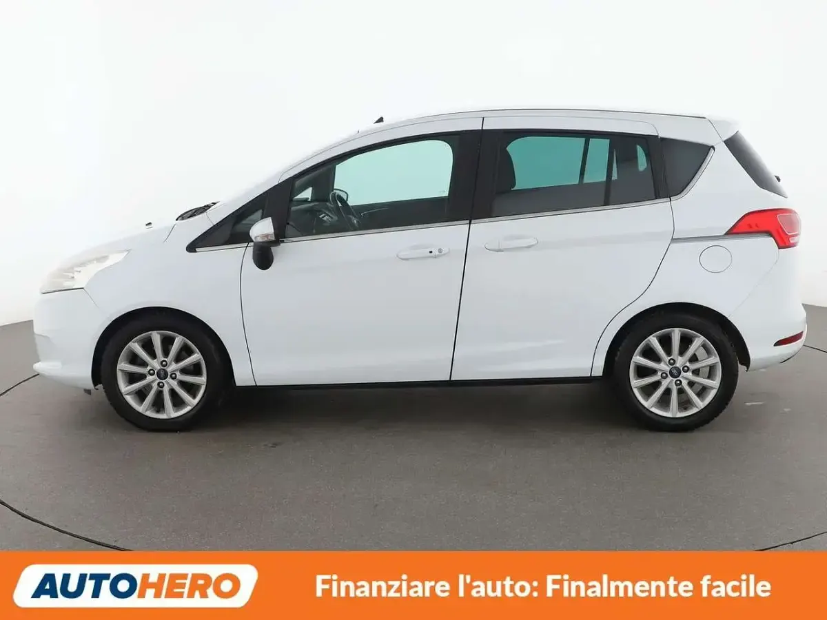 Usata Ford B-MAX Titanium 95 CV (69 kW) 2017 Bianco Monovolume