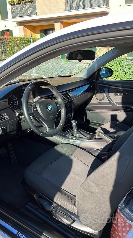Usata BMW 320 2009 Bianco Coupé